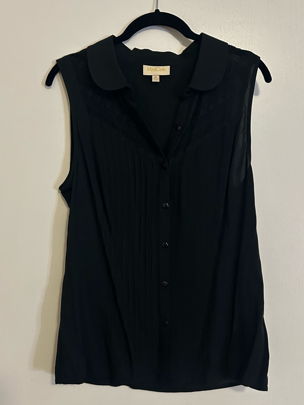 ModCloth Black Sleeveless Button-Front Blouse